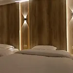 Sheraton Ocean 506 - Private Apartments