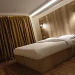 Sheraton Ocean 506 - Private Apartments